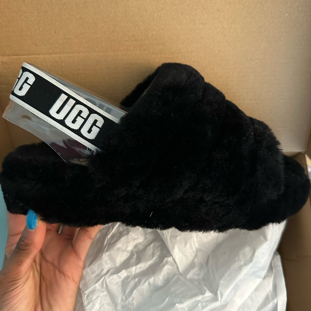 UGG Black « Fluff yeah » Plush Slippers